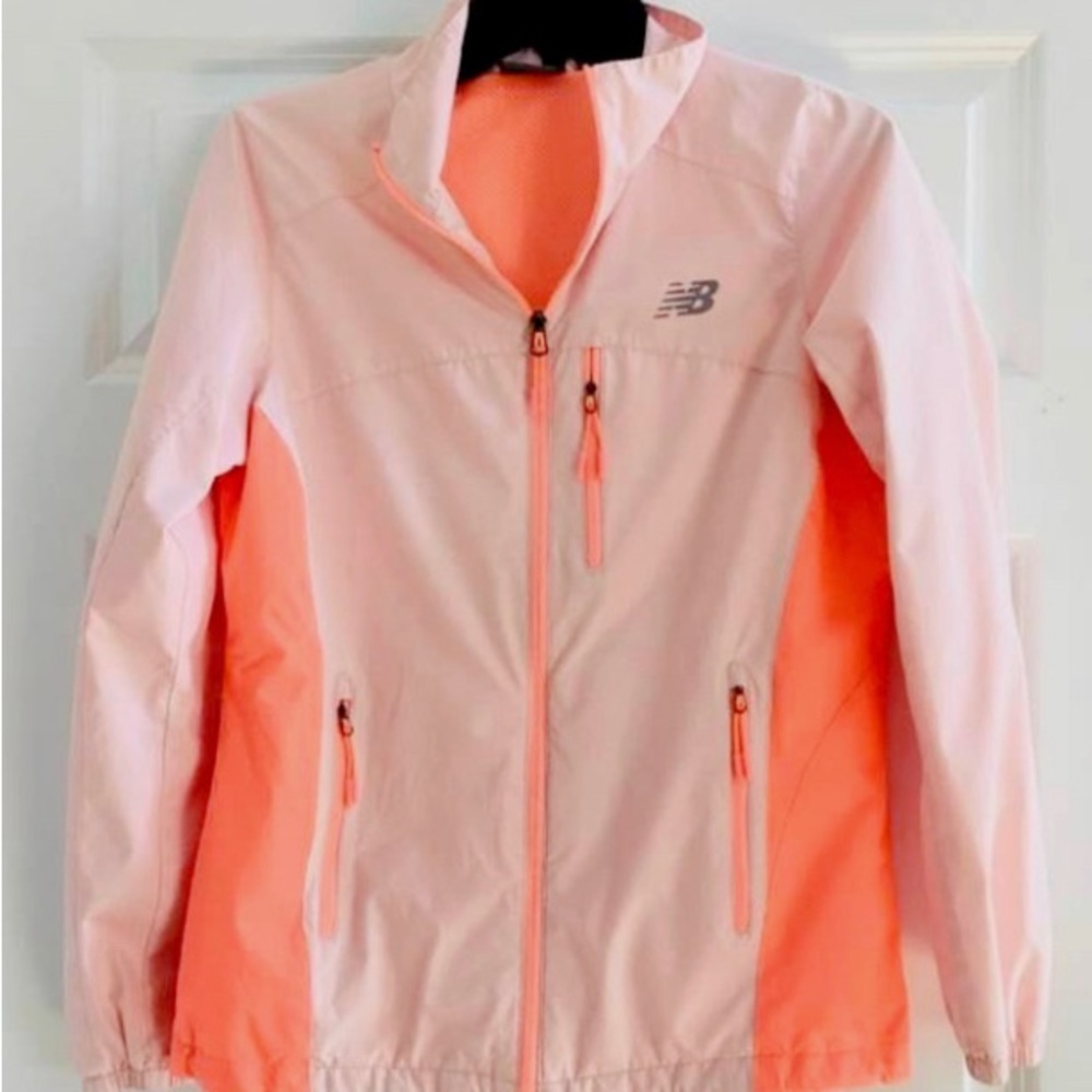new balance windbreaker